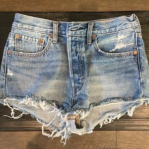 Levi shorts